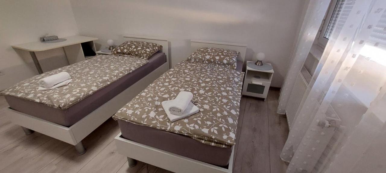 Apartman Bloom Apartment Osijek Bagian luar foto