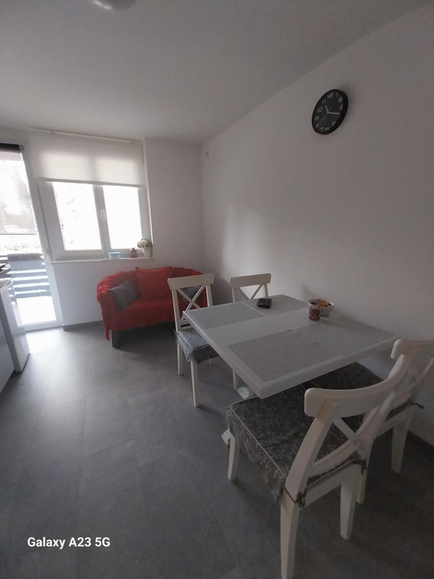 Apartman Bloom Apartment Osijek Bagian luar foto