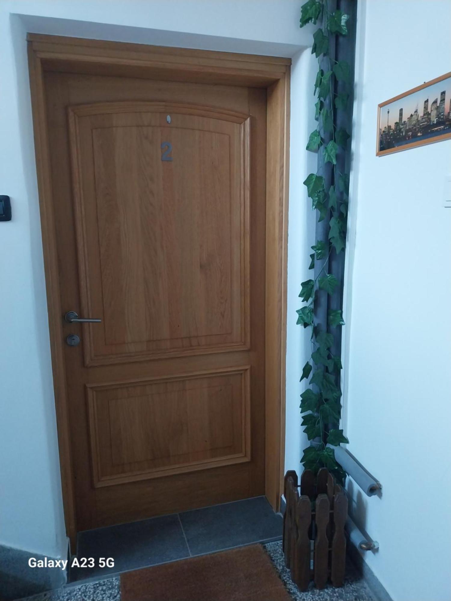 Apartman Bloom Apartment Osijek Bagian luar foto