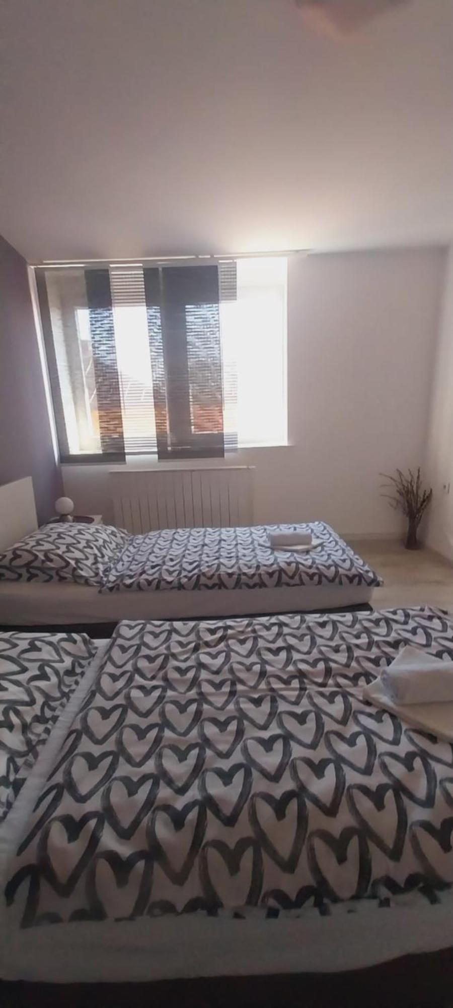 Apartman Bloom Apartment Osijek Bagian luar foto