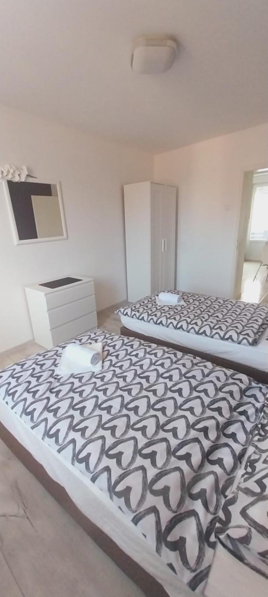 Apartman Bloom Apartment Osijek Bagian luar foto